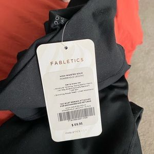 NWT fabletics Black leggings - size medium